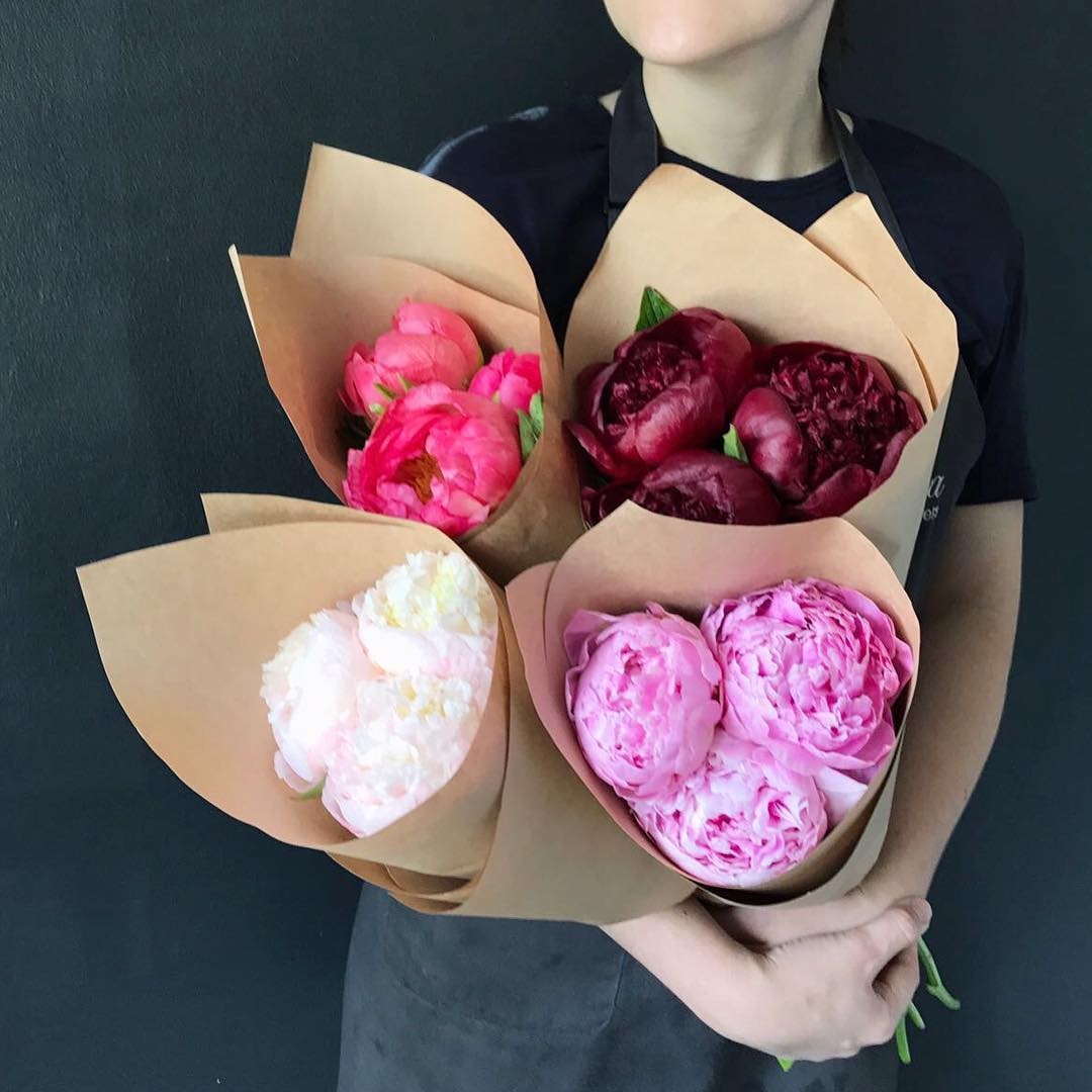 Buchet de 3 bujori artizanal