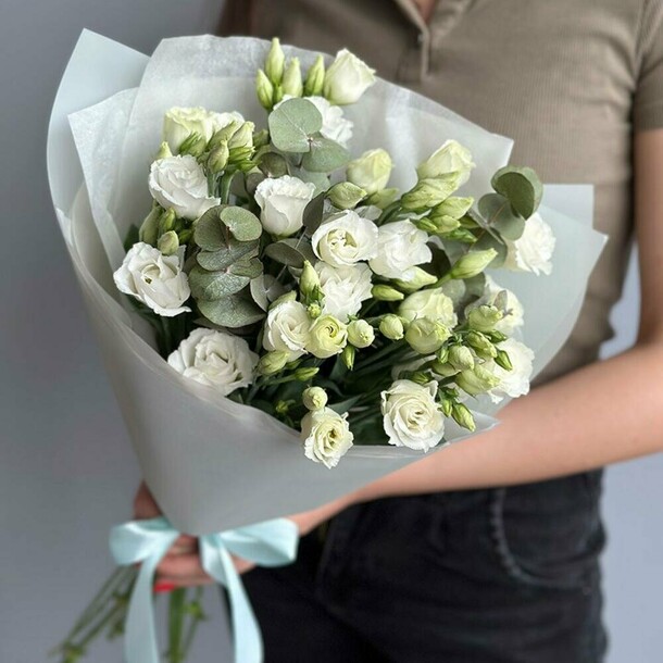 Buchet de eustomă albe „Poema”