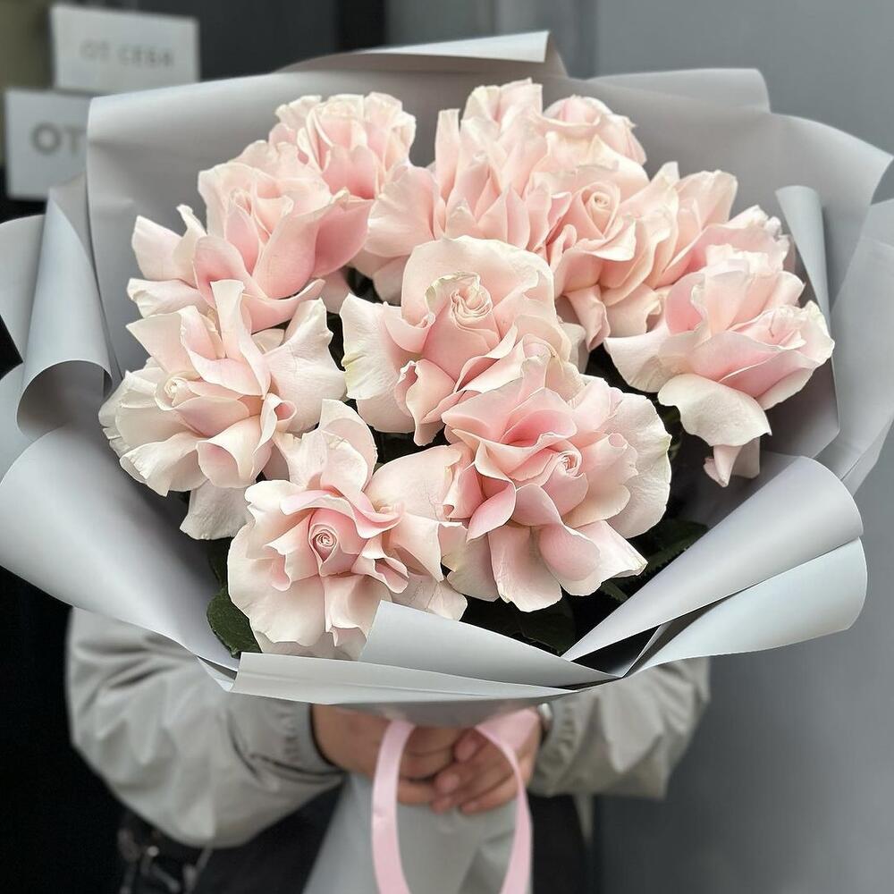 Buchet compus de flori „Moonstone“