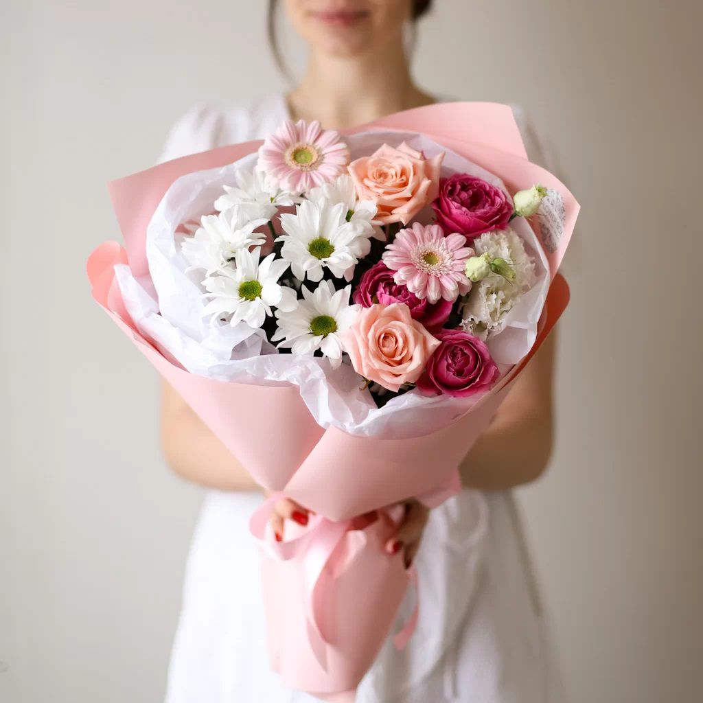 Buchet strălucitor de flori-compliment