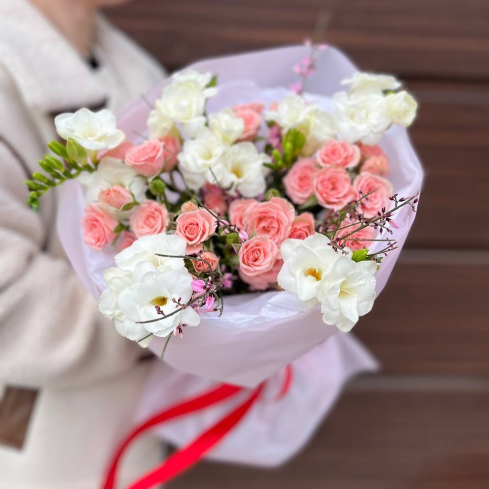Buchet asortat „Lushora”