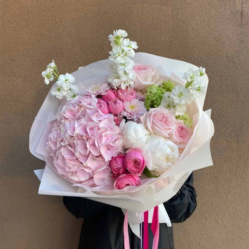 Mixed bouquet with custom design "Loredana"