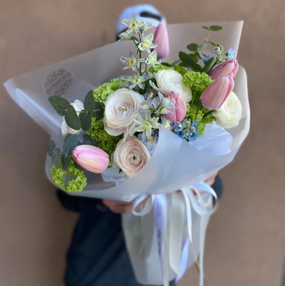 Buchet asortat cu design personalizat „Zenny”