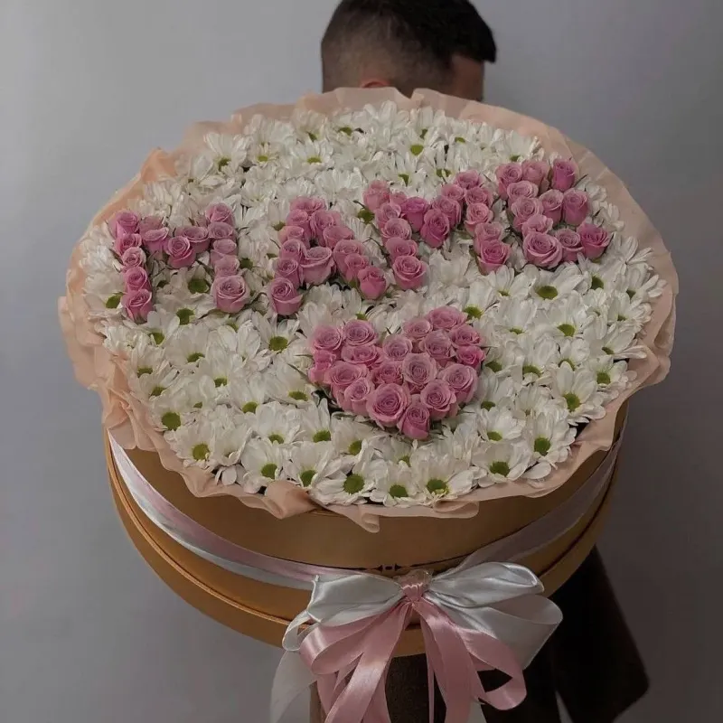 Aranjament floral în cutie pentru mamă 2.0