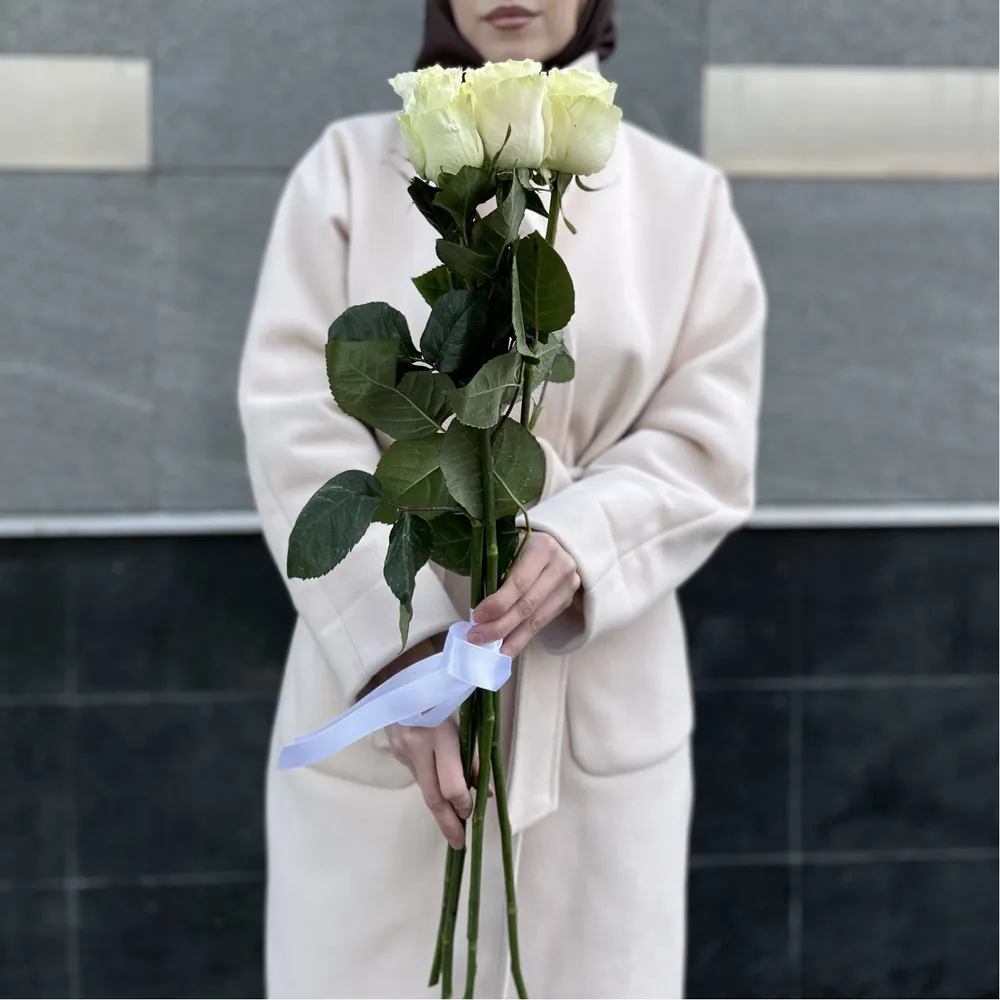 Bouquet of 5 roses