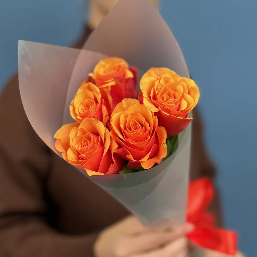 Bouquet of 5 roses