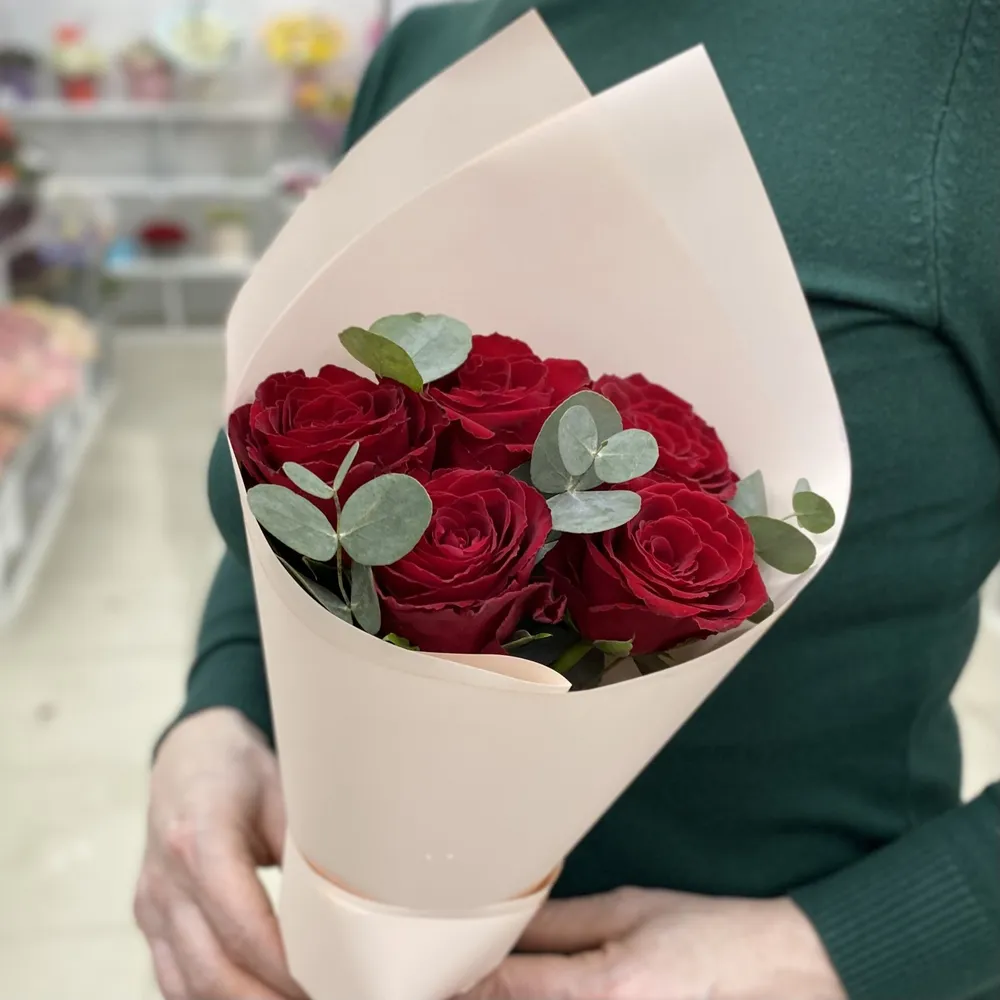Bouquet of 5 roses