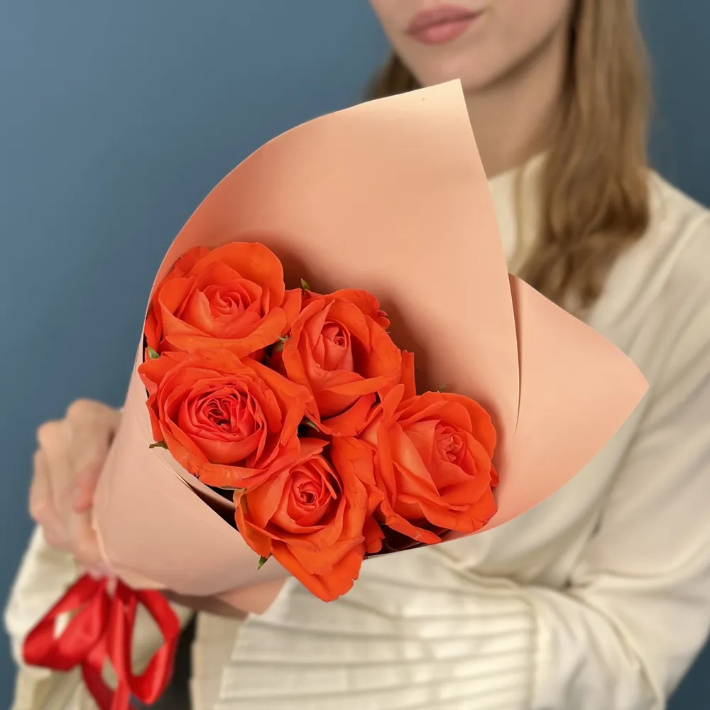 Bouquet of 5 roses