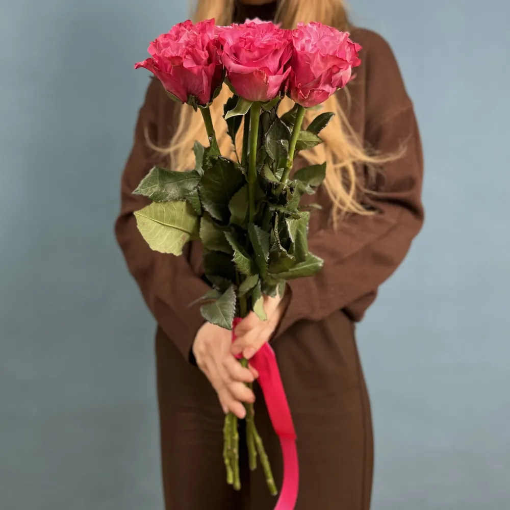 Bouquet of 5 roses