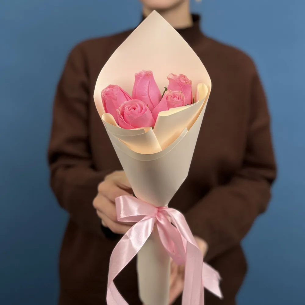 Bouquet of 5 roses