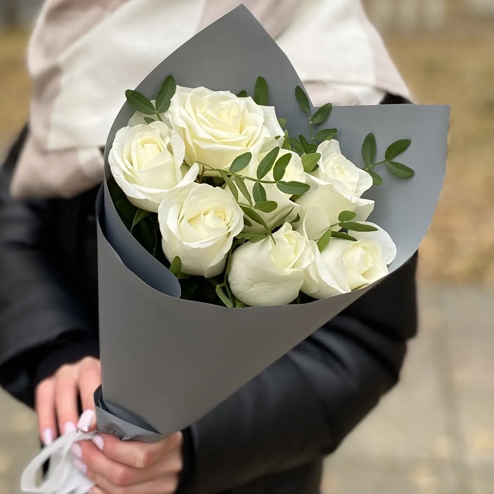 7 Buchet 7 albi trandafiri