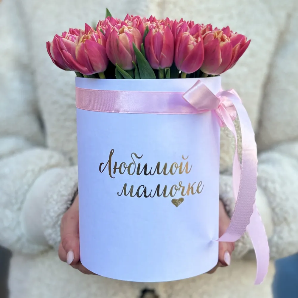 În stil bujor lalele cutie